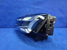 Laden Sie das Bild in den Galerie-Viewer, Frontscheinwerfer Audi Q2 81A941035D LED Links Scheinwerfer Headlight SCH2015442199ol