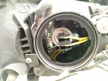 Laden Sie das Bild in den Galerie-Viewer, Frontscheinwerfer Hyundai Santa I Fe 92101-2BXXX Links Scheinwerfer Headlight SCH9810766988pz