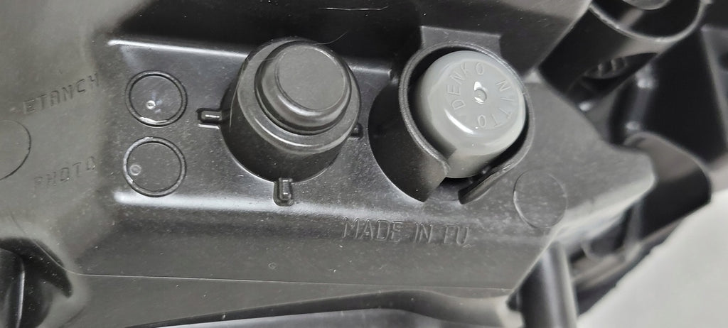 Frontscheinwerfer Toyota Auris 81130-02K30 LED Rechts Scheinwerfer Headlight