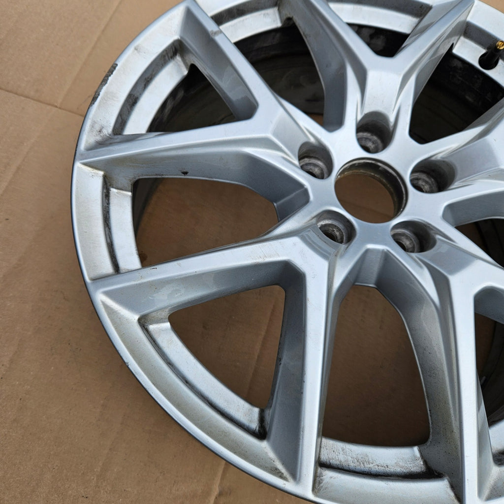 1x Alufelge 18 Zoll 7.5" 5x108 50 5ET Glanz Silber 31423851 Volvo Xc60 Rim Wheel FEL5067256198ll