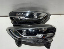 Load image into Gallery viewer, Frontscheinwerfer Renault Kadjar 260609857R 260101096R Rechts oder Links SCH8706239475cs