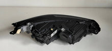 Laden Sie das Bild in den Galerie-Viewer, Frontscheinwerfer VW Golf VIII I 5M1941059L Links Scheinwerfer Headlight SCH4137984203gu