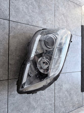 Laden Sie das Bild in den Galerie-Viewer, Frontscheinwerfer Mercedes-Benz X204 A2048206959 Rechts Scheinwerfer Headlight SCH2312228713lo