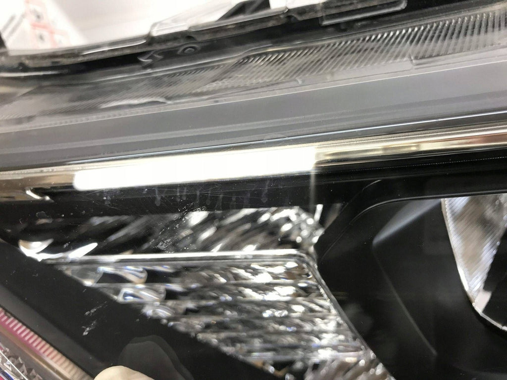 Frontscheinwerfer Toyota V YWY8037 Full LED Ein Stück (Rechts oder Links)