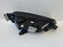 Laden Sie das Bild in den Galerie-Viewer, Frontscheinwerfer Skoda Superb III 3V1941015D Full LED Links Headlight