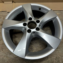 Load image into Gallery viewer, 1x Alufelge 17 Zoll 7.0&quot; 5x112 52ET A4474012200 Mercedes-Benz W447 Rim Wheel