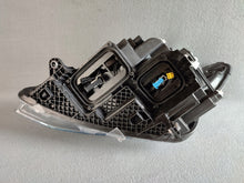 Laden Sie das Bild in den Galerie-Viewer, Frontscheinwerfer Mercedes-Benz Vito W447 4479061501 A4479061501 Rechts