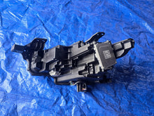 Laden Sie das Bild in den Galerie-Viewer, Frontscheinwerfer Mazda 3 BCJH-51030 Rechts Scheinwerfer Headlight SCH8754705444ko
