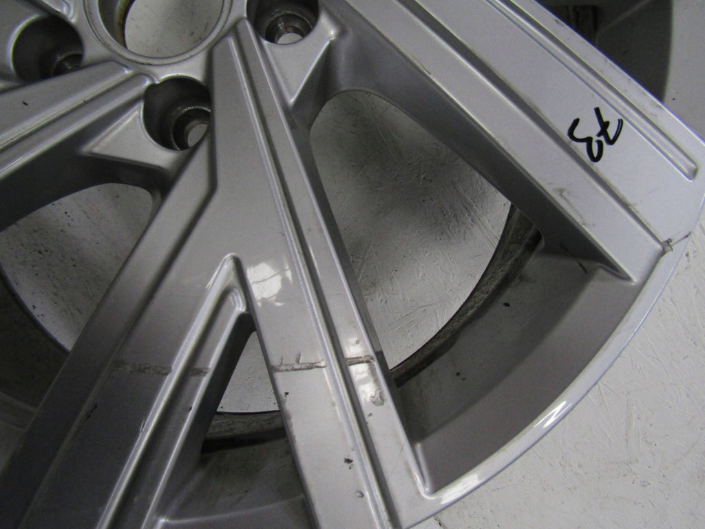 1x Alufelge 18 Zoll 7.5" 5x112 51ET Glanz Schwarz 5H0601025AB VW Golf Viii FEL2908559459rc