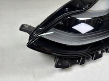 Laden Sie das Bild in den Galerie-Viewer, Frontscheinwerfer Tesla 3 1514952-00-D Links Scheinwerfer Headlight