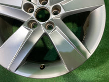 Load image into Gallery viewer, 1x Alufelge 16 Zoll 7.0" 5x100 46ET 6V0601025B Skoda Fabia Iii Rim Wheel FEL1940840500rn