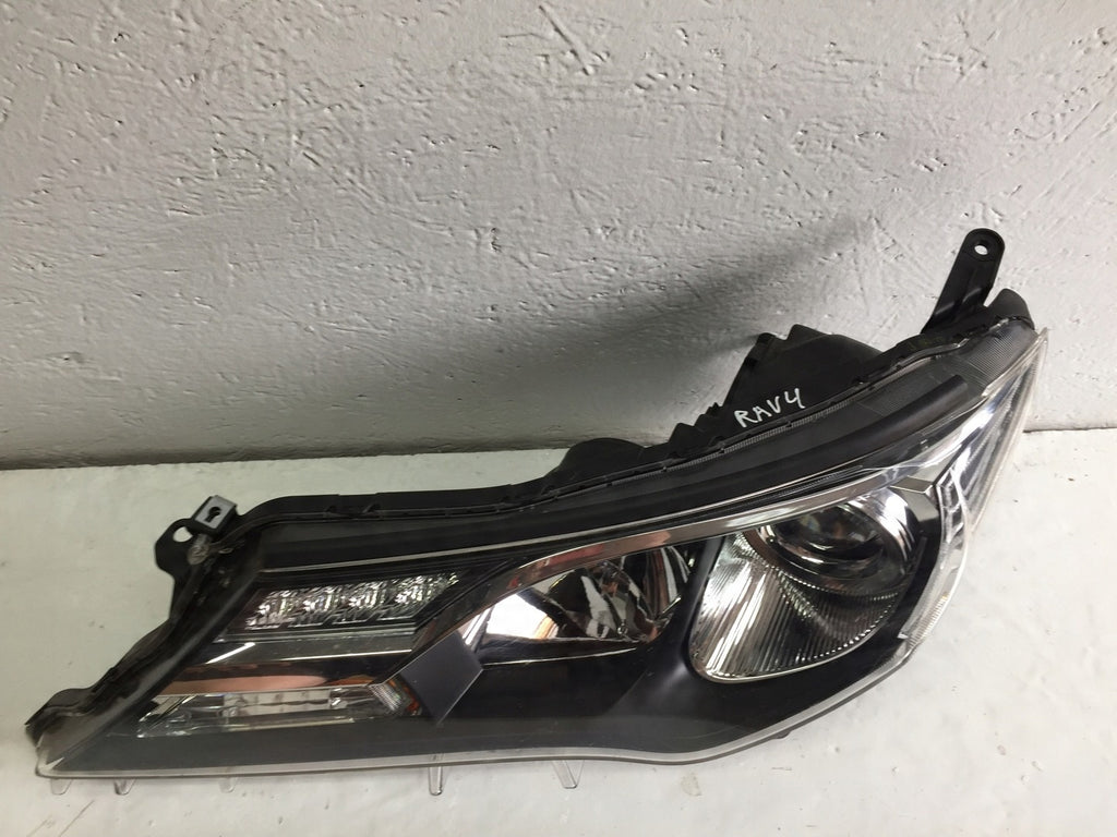 Frontscheinwerfer Toyota 89210-ODXW3 LED Ein Stück (Rechts oder Links) Headlight