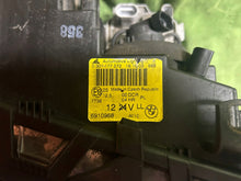 Load image into Gallery viewer, Frontscheinwerfer BMW E46 6910968 6910967 Xenon Ein Stück (Rechts oder Links)