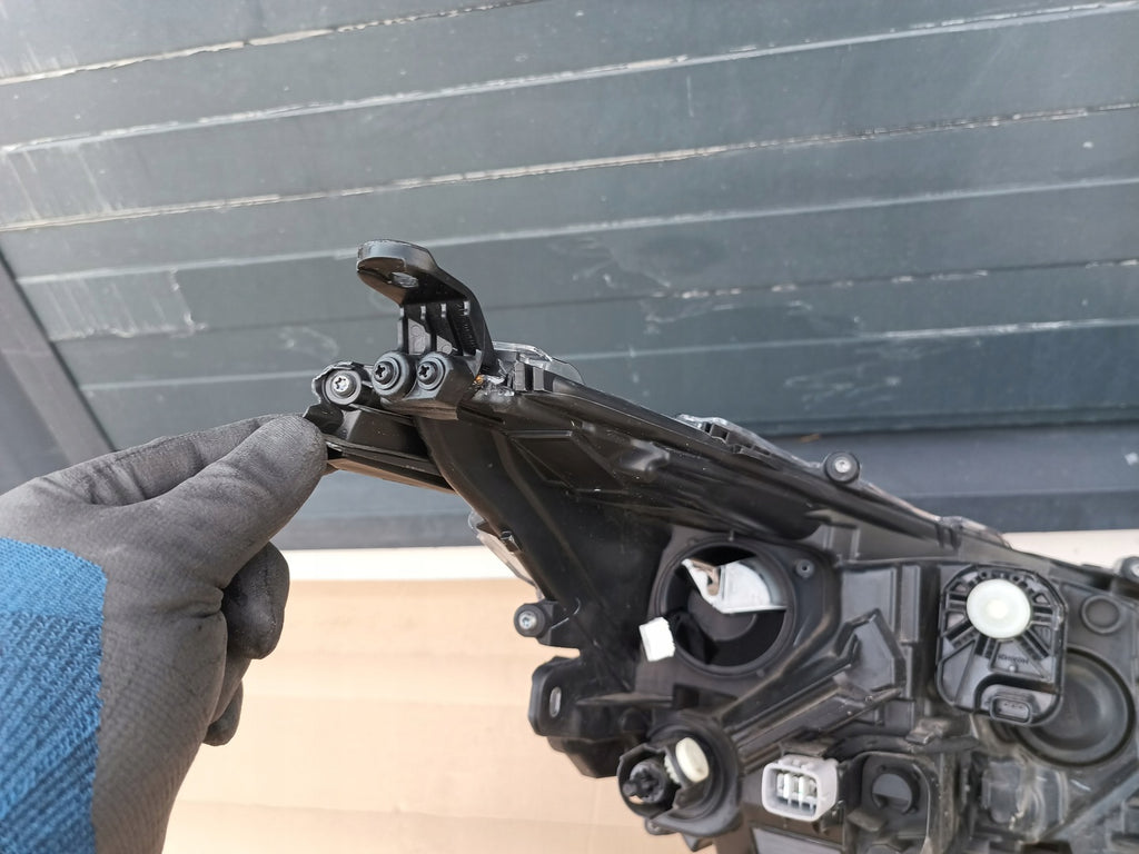 Frontscheinwerfer Toyota Corolla 81150-02S70 LED Ein Stück (Rechts oder Links)