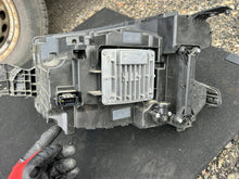 Laden Sie das Bild in den Galerie-Viewer, Frontscheinwerfer Citroën C5 Aircross 945355980 Rechts Scheinwerfer Headlight