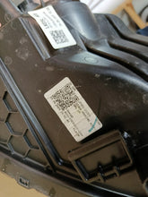 Laden Sie das Bild in den Galerie-Viewer, Frontscheinwerfer Kia Ceed 92101-J7051 J7921-22030 Links Scheinwerfer Headlight