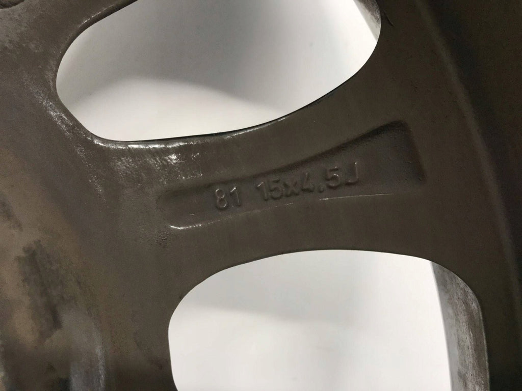 1x Alufelge 15 Zoll PW457-0H012 Toyota Aygo X Rim Wheel FEL8965134539nr