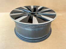 Load image into Gallery viewer, 1x Alufelge 18 Zoll 8.0&quot; 5x112 39ET Glanz Grau 4K0601025 Audi A6 C8 Mg Rim Wheel