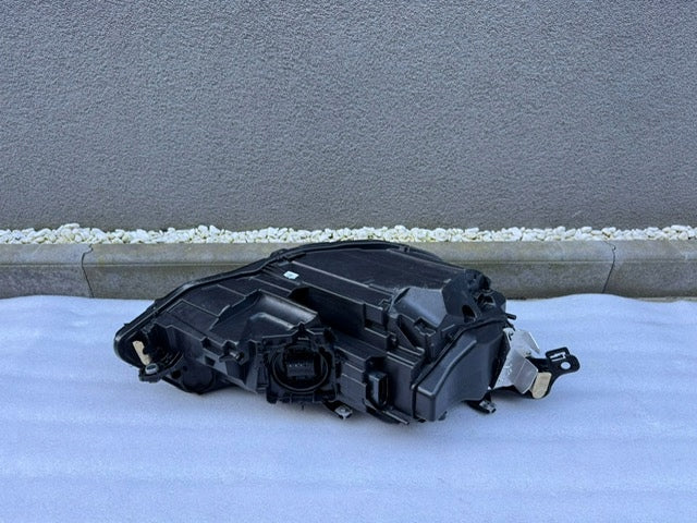 Frontscheinwerfer VW Golf VIII 5H1941035N LED Ein Stück (Rechts oder Links) SCH8067660941ql