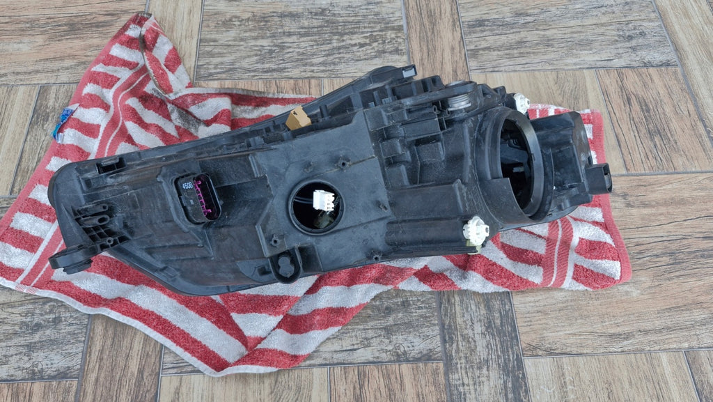 Frontscheinwerfer Skoda Superb III 3V1941015A Xenon Links Scheinwerfer Headlight SCH2843927548ku