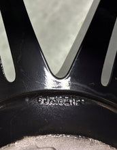 Load image into Gallery viewer, 1x Alufelge 19 Zoll 8.0" 5x120 37ET Glanz Schwarz 8037141 BMW E91 E93 E90 E92 FEL5316237261bh