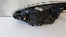 Laden Sie das Bild in den Galerie-Viewer, Frontscheinwerfer Ford Focus BM51-13W029-NB Rechts Scheinwerfer Headlight SCH7913003025cw