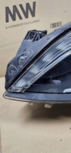 Laden Sie das Bild in den Galerie-Viewer, Frontscheinwerfer Mercedes-Benz W246 W242 A2468207161 Links Headlight SCH5227882032jl