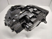 Load image into Gallery viewer, Frontscheinwerfer VW Transporter 7E1941016AD Rechts Scheinwerfer Headlight SCH6810458353as