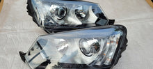 Laden Sie das Bild in den Galerie-Viewer, Frontscheinwerfer Skoda Yeti 5L1941016C 5L1941015C LED Rechts oder Links