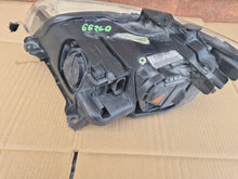Laden Sie das Bild in den Galerie-Viewer, Frontscheinwerfer Audi Q7 4L0941004 Rechts Scheinwerfer Headlight SCH5604035414fm
