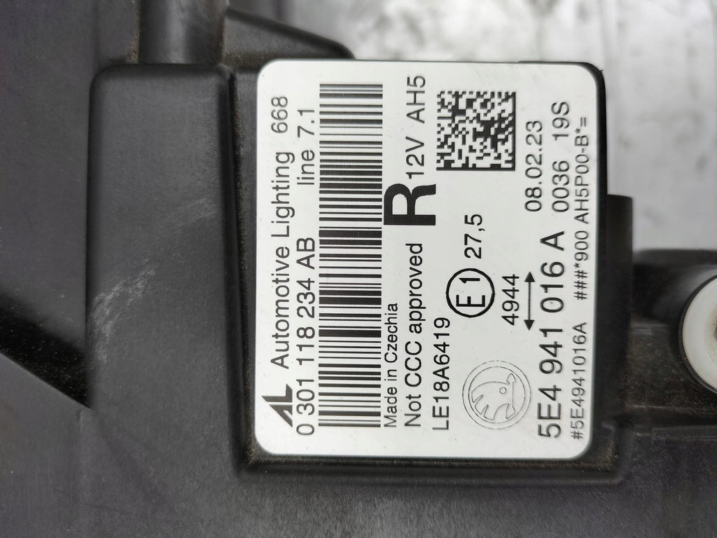 Frontscheinwerfer Skoda Octavia I 0301118234AB LE18A64195E4941016A Rechts SCH1333116379hr