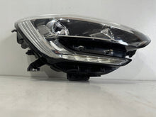 Laden Sie das Bild in den Galerie-Viewer, Frontscheinwerfer Renault Megane 260102555R Rechts Scheinwerfer Headlight SCH7346092259go