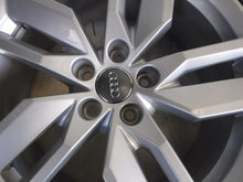 Laden Sie das Bild in den Galerie-Viewer, 4x Alufelge 18 Zoll 8.0" 5x112 39ET Glanz Silber 80A601025 Audi Q5 Q3 Rim Wheel FEL8283673496hy