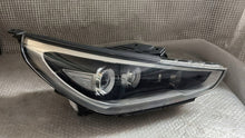 Load image into Gallery viewer, Frontscheinwerfer Hyundai I30 HYUI3017 LED Rechts Scheinwerfer Headlight SCH1230514408yo