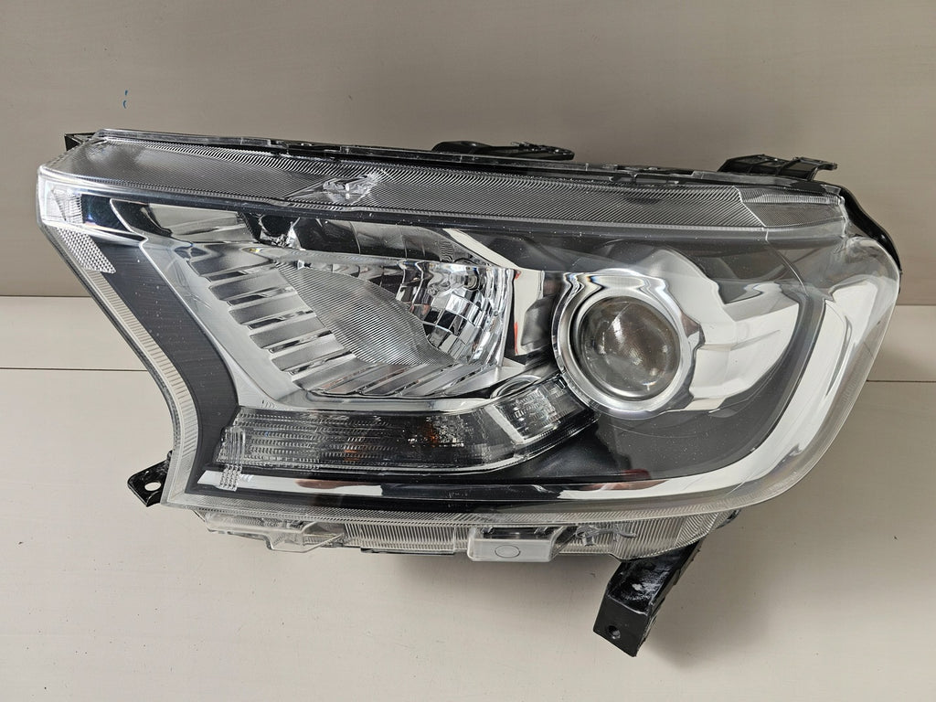 Frontscheinwerfer Ford Ranger Links Scheinwerfer Headlight