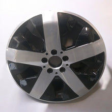 Laden Sie das Bild in den Galerie-Viewer, 1x Alufelge 18 Zoll 7.5&quot; 5x112 A2474012800 Mercedes-Benz W247 Rim Wheel