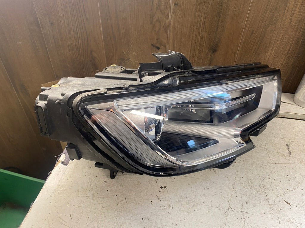 Frontscheinwerfer Audi A3 8V0941006H LED Rechts Scheinwerfer Headlight