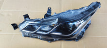 Laden Sie das Bild in den Galerie-Viewer, Frontscheinwerfer Toyota Corolla 85122000 LED Links Scheinwerfer Headlight SCH6652920386be
