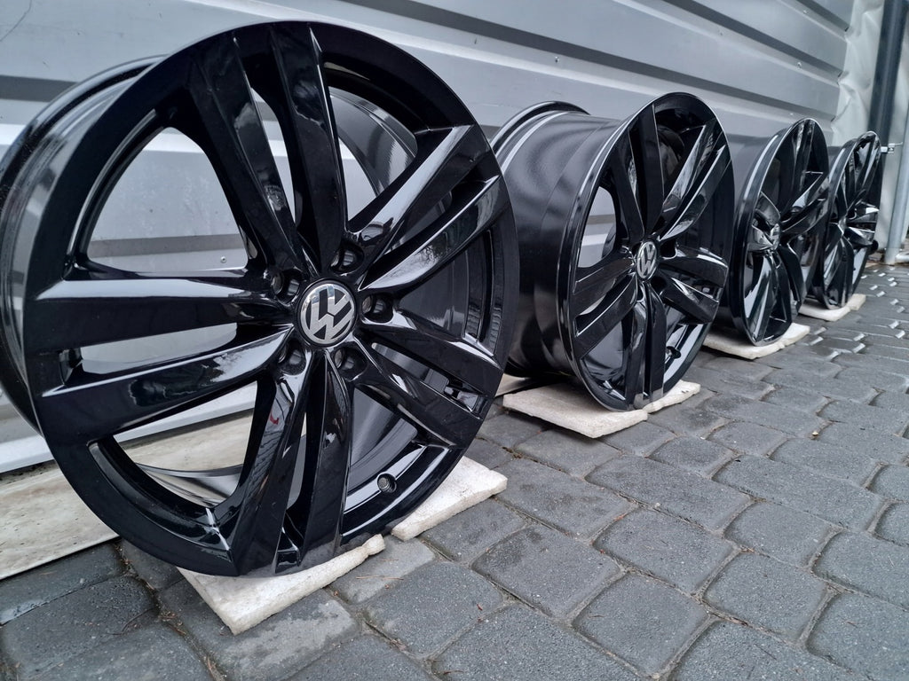 4x Alufelge 18 Zoll 8.0" 5x112 44ET VW Passat Touran Arteon Rim Wheel FEL1840241631sz