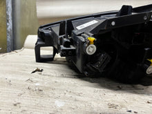 Laden Sie das Bild in den Galerie-Viewer, Frontscheinwerfer Cupra Born 10F941008H 48602134519 Full LED Rechts Headlight SCH6344444531uz