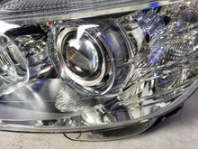 Laden Sie das Bild in den Galerie-Viewer, Frontscheinwerfer Mercedes-Benz W204 61A204 Xenon Ein Satz Headlight SCH6312728900oy
