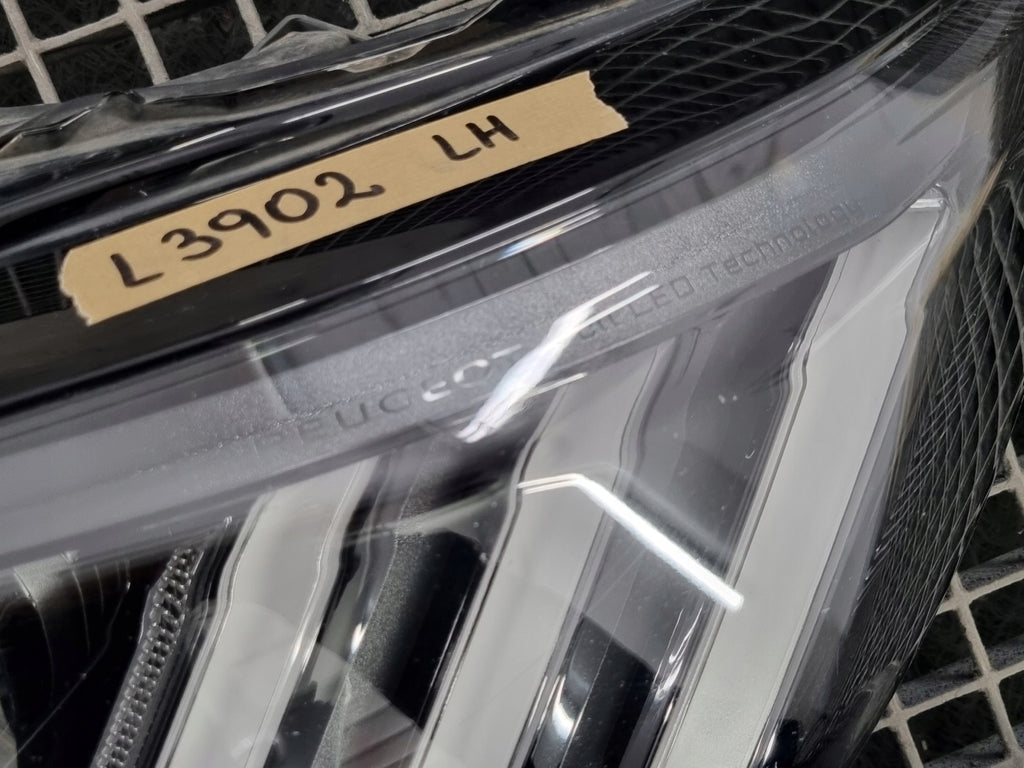 Frontscheinwerfer Peugeot 2008 II 1674248380 1674248480 Rechts oder Links SCH6670146739at
