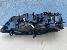 Laden Sie das Bild in den Galerie-Viewer, Frontscheinwerfer VW Touareg 7P1941034A Rechts Scheinwerfer Headlight SCH7231972872us