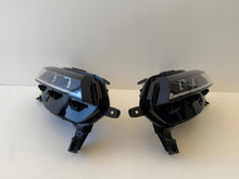 Laden Sie das Bild in den Galerie-Viewer, Frontscheinwerfer Renault Megane E-Tech 260605490R 260103279R Vorderseite SCH2039778056og