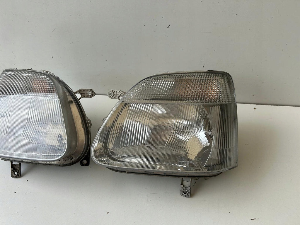 Frontscheinwerfer Opel Agila 35300-83E00 35100-83E00 LED Ein Satz Headlight