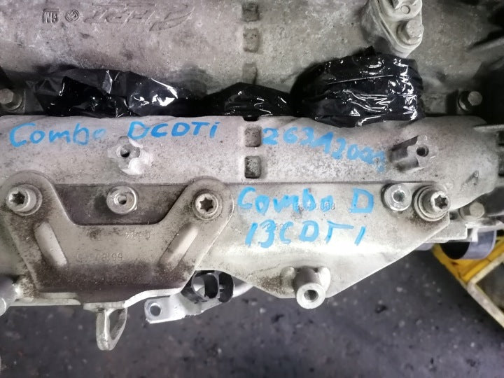 Motor Opel Combo A13FD 1.3 CDTI 66kW 2013 Diesel Engine Unkomplett MOT5983427111qm