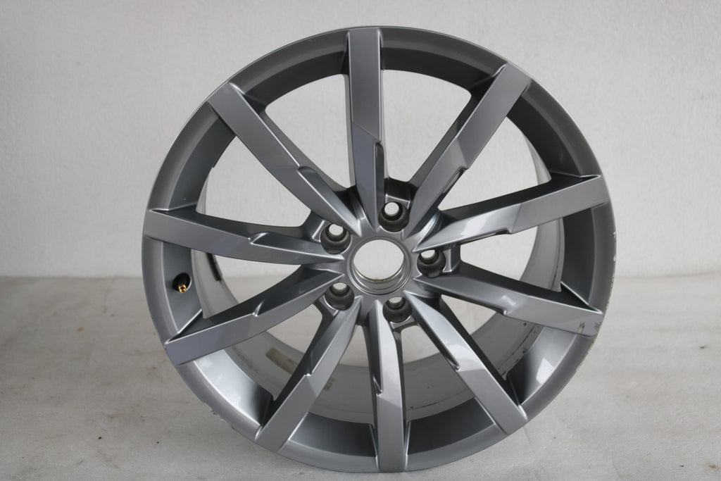 1x Alufelge 18 Zoll 8.0" 5x112 3G0601025Q VW Passat B8 Rim Wheel