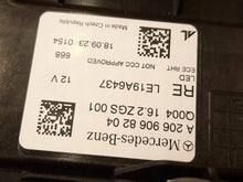 Laden Sie das Bild in den Galerie-Viewer, Frontscheinwerfer Mercedes-Benz W206 A206906820404 LED Rechts Headlight SCH3845142723wy