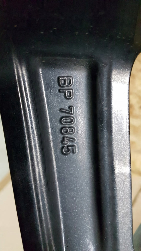 1x Alufelge 18 Zoll 7.0" 5x114.3 45ET BP70845 Mazda Cx-3 Cx30 Rim Wheel