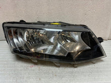Laden Sie das Bild in den Galerie-Viewer, Frontscheinwerfer Skoda Octavia III 5E1941016 Rechts Scheinwerfer Headlight SCH2753683523lc